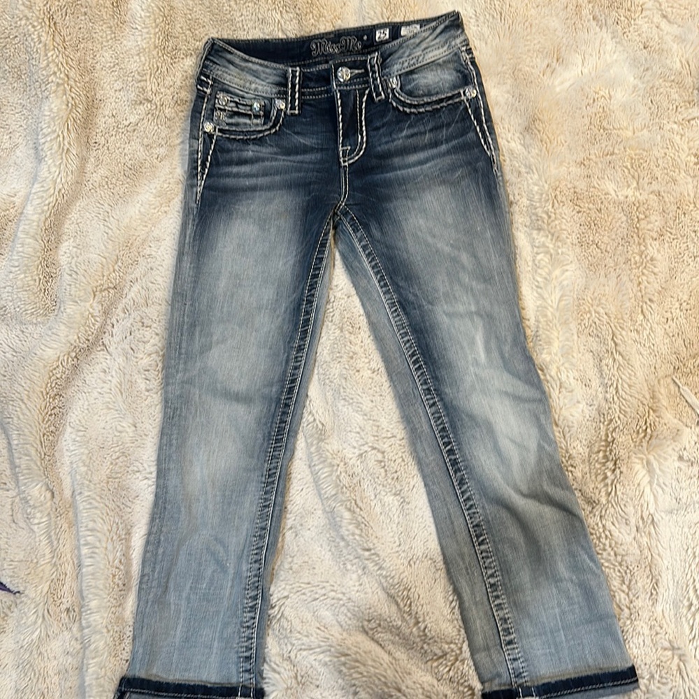 Miss Me size 25 capris